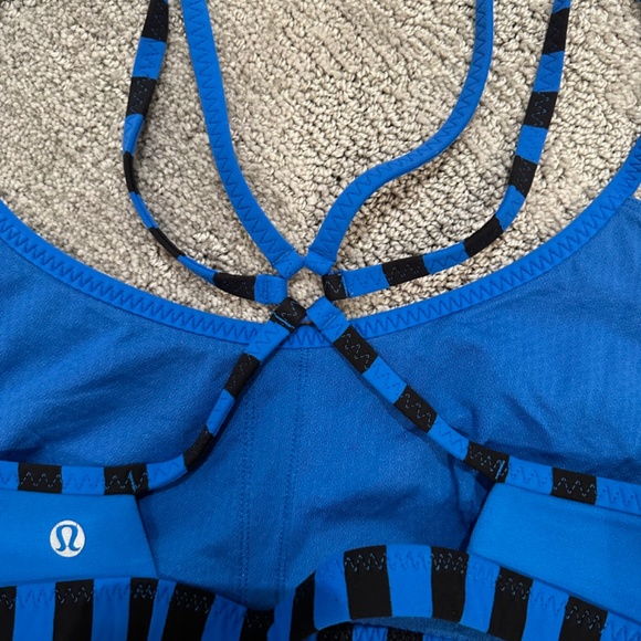 Lululemon sports bras *3 pack - Picture 7 of 8